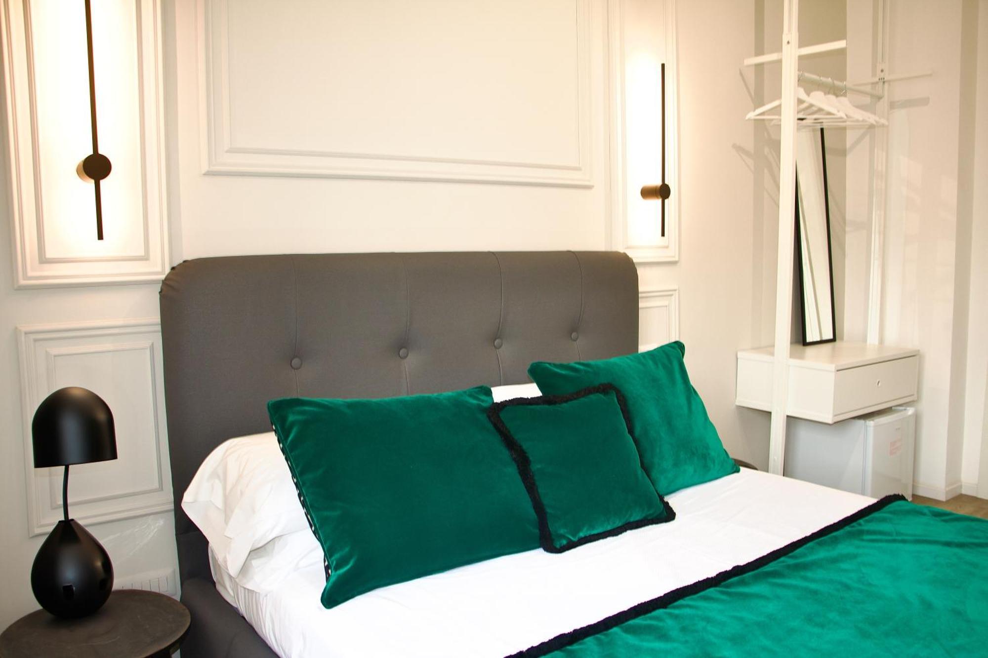 Xcross Suites Basilica San Paolo Rome Exterior photo